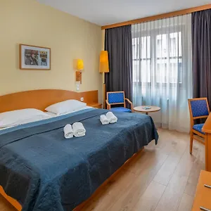 *** Hotel Corvin Sissi Wing Węgry