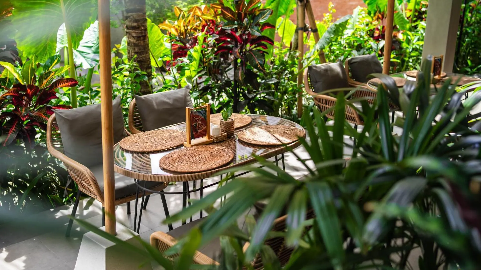 Kahayana Suites Ubud 3*, אובוד אינדונזיה